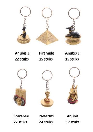 Lot van 115 Egyptische sleutelhangers beschikbaar voor biedingen