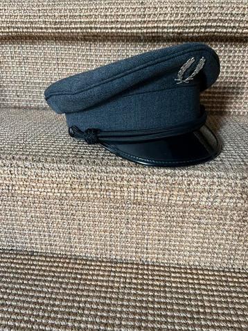Kepi stripper cerenomie toneel disponible aux enchères