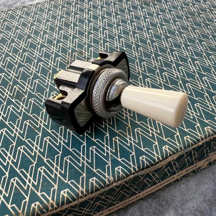 VW Kever Cabriolet Lichtschakelaar Interieur 1960 en ouder, Autos : Divers, Accessoires de voiture, Comme neuf, Envoi