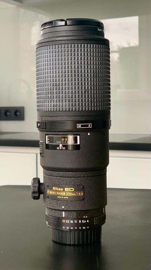 Nikon 200mm f/4 AF-D Macro, Audio, Tv en Foto, Foto | Lenzen en Objectieven, Zo goed als nieuw, Macrolens, Ophalen