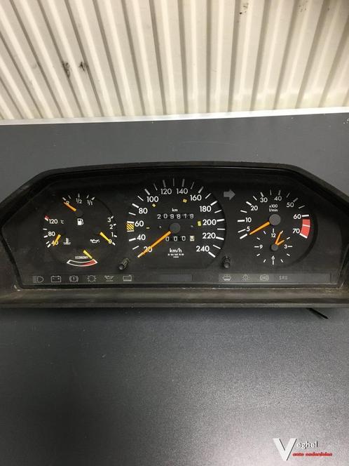 Mercedes W124  1992    Benzine        124 542 7469    Km Tel, Auto-onderdelen, Dashboard en Schakelaars, Gebruikt, Ophalen of Verzenden