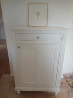 Wit retro kastje - gerestaureerd, Antiek en Kunst, Antiek | Meubels | Kasten, Ophalen of Verzenden