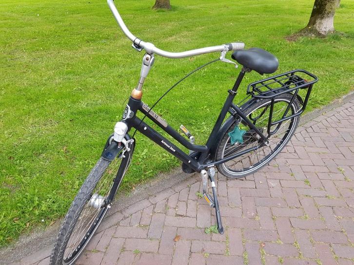 Mat zwarte oma transsportfiets GAZELLE NL, Fietsen en Brommers, Fietsen | Dames | Omafietsen, Zo goed als nieuw, Ophalen