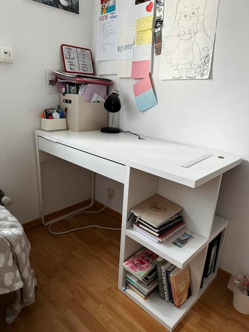 Bureau à vendre en bon état   120/75/50 ., Huis en Inrichting, Bureaustoelen, Gebruikt, Wit, Ophalen