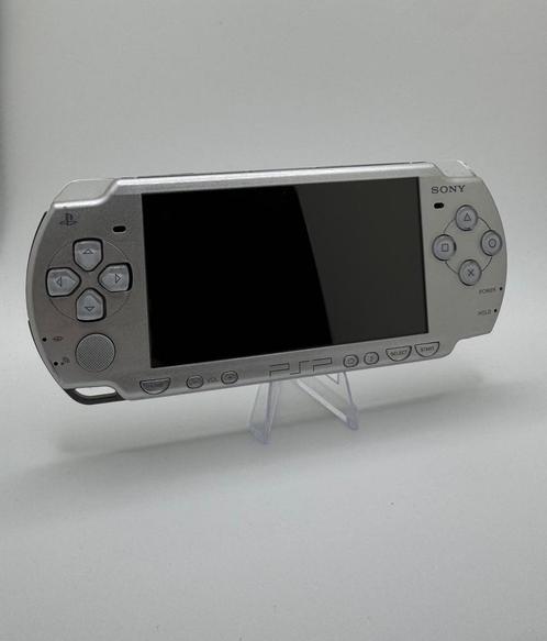 Sony PSP 2001 – Goede staat + Nieuwe batterij, Games en Spelcomputers, Spelcomputers | Sony PSP, Zo goed als nieuw, PSP, Overige kleuren