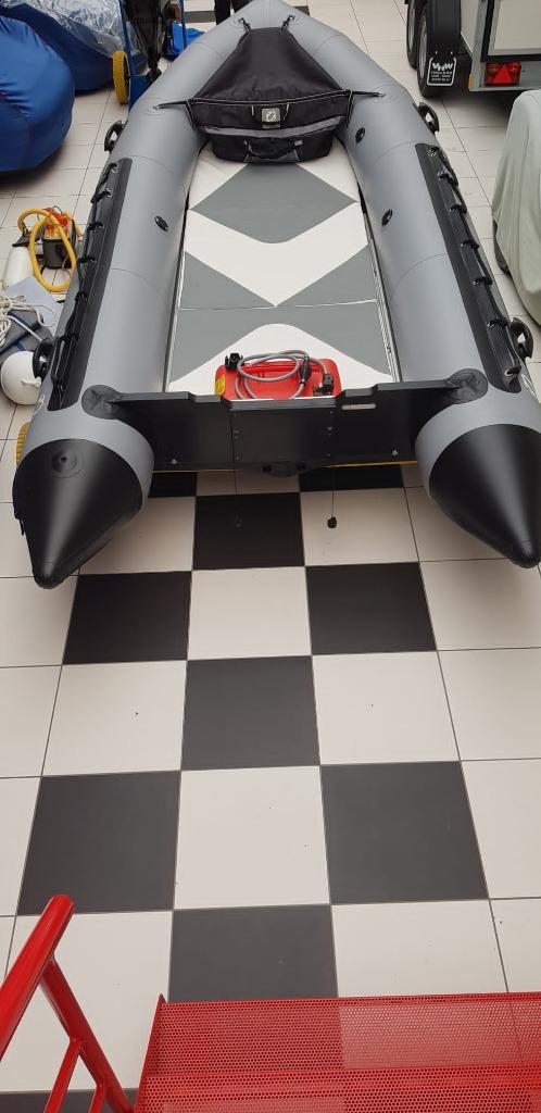 Zodiac, Watersport en Boten, Rubberboten, Zo goed als nieuw, Zodiac, Aluminium, Minder dan 70 pk, Benzine, Ophalen