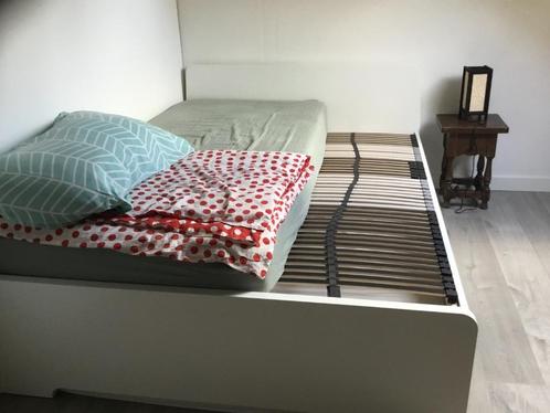 Tweepersoonsbed (incl. lattenbodem), Huis en Inrichting, Slaapkamer | Bedden, Nieuw, Tweepersoons, 140 cm, 200 cm, Hout, Wit, Ophalen
