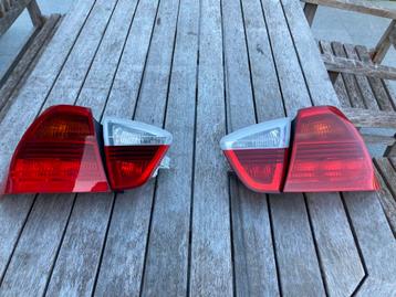 BMW achterlichten E90 3-serie compleet beschikbaar voor biedingen