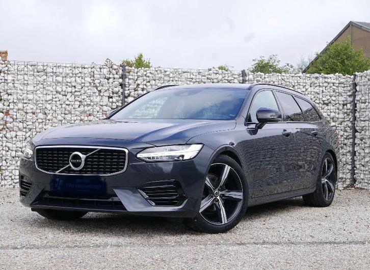 Volvo V90 D3 R-design (trekhaak), Auto's, Volvo, Particulier, V90, Trekhaak, Diesel, Euro 6, Break, 5 deurs, Automaat, Zwart, Zwart