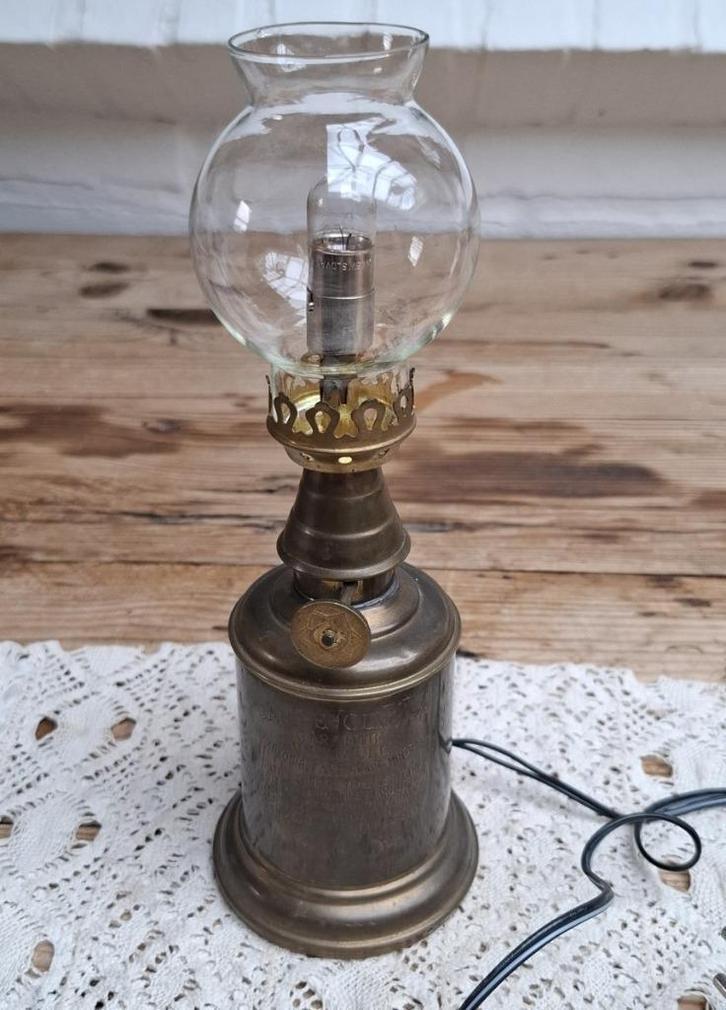 Oud omgebouwd Frans Pigeon lampje voor elektra, Antiek en Kunst, Curiosa en Brocante, Ophalen of Verzenden