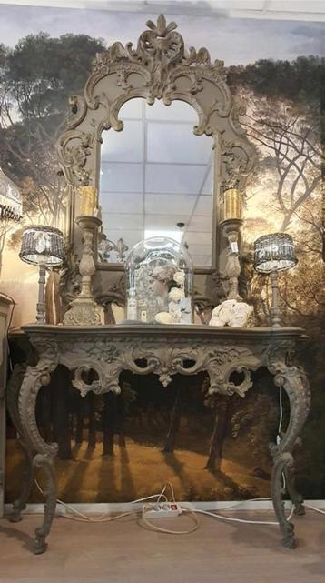  Baroque rococo console met spiegel.

 beschikbaar voor biedingen