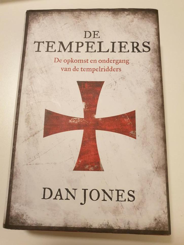 Dan Jones - De Tempeliers HC met wikkel 2020 8e druk, Boeken, Geschiedenis | Wereld, Zo goed als nieuw, Europa, 14e eeuw of eerder