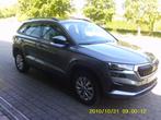 Skoda Karoq gl automaat (bj 2023), Auto's, Automaat, Stof, Gebruikt, 4 cilinders