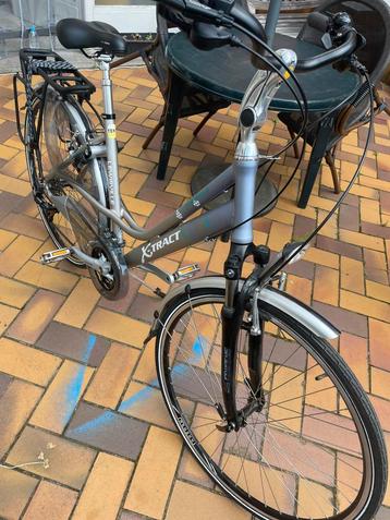 Heren of dames fietsen beschikbaar voor biedingen