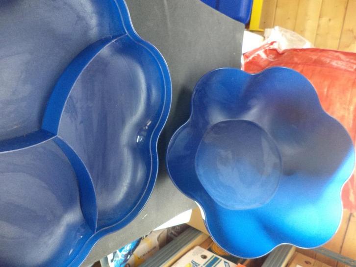 grote blauwe schaal-kom van Tupperware (aperitief), Huis en Inrichting, Keuken | Tupperware, Nieuw, Schaal, Blauw, Ophalen of Verzenden