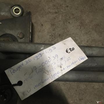 Peugeot 306 1999 Ruitenwissermechaniek met motor beschikbaar voor biedingen