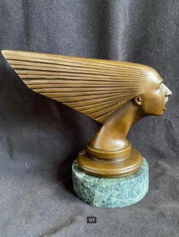 Bronzen Art Deco automascote Lalique beschikbaar voor biedingen