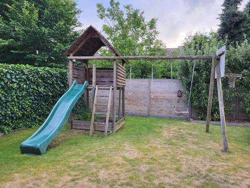 Speelhuisje met glijbaan, zandbak, schommel en ringen, Kinderen en Baby's, Speelgoed | Buiten | Speelhuisjes, Gebruikt, Hout, Ophalen