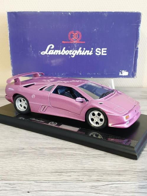 Édition spéciale Maisto Lamborghini Diablo SE30 1:18, Hobby & Loisirs créatifs, Voitures miniatures | 1:18, Comme neuf, Voiture