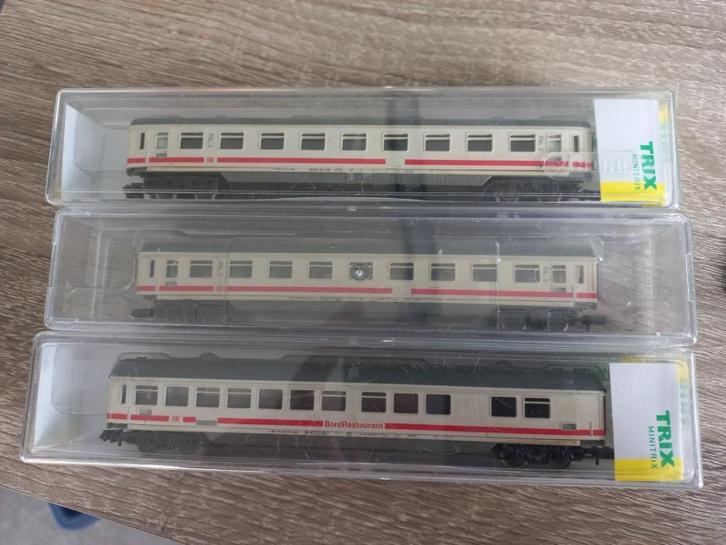 Trix DB rijtuigen, Hobby en Vrije tijd, Modeltreinen | N-Spoor, Zo goed als nieuw, Wagon, Gelijkstroom, Trix, Ophalen of Verzenden