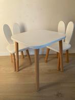 Konijnenstoeltjes met tafeltje, Ophalen, Gebruikt, Tafel(s) en Stoel(en)