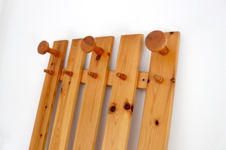 Vintage Tilja IKEA Wall-mounted coat rack, Huis en Inrichting, Woonaccessoires | Kapstokken, Gebruikt, Wandkapstok, Hout, Ophalen