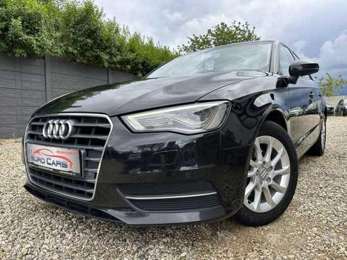 Audi A3 1.6 TDi Attraction FEUX MATRIX/NAV/CAME/ANGLE MORT, Autos, Audi, Entreprise, A3, ABS, Airbags, Air conditionné, Bluetooth
