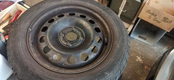 Deux pneus Semperit 175/65 R15, Enlèvement