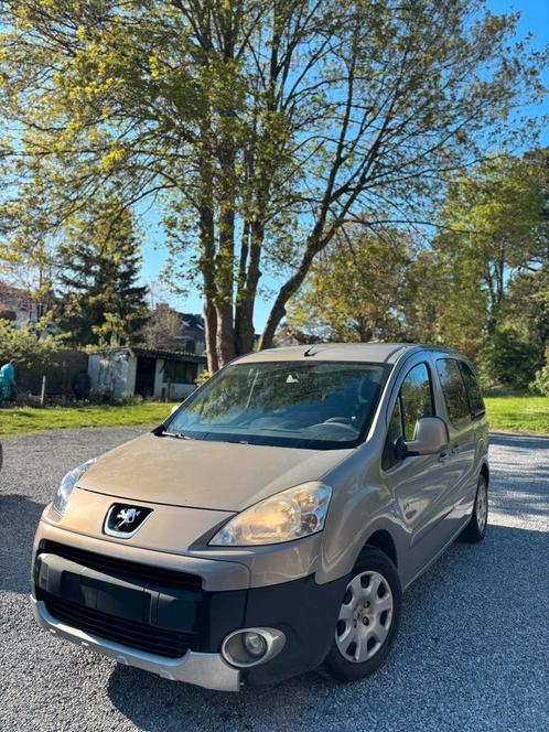 Peugeot partner tepee 2011 euro 5, Auto's, Peugeot, Particulier, Partner Tepee, Diesel, Euro 5, Monovolume, 5 deurs, Ophalen