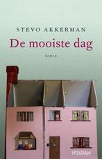 Te Koop Boek DE MOOISTE DAG Stevo Akkerman, Boeken, Ophalen of Verzenden, Zo goed als nieuw, Nederland, Stevo Akkerman