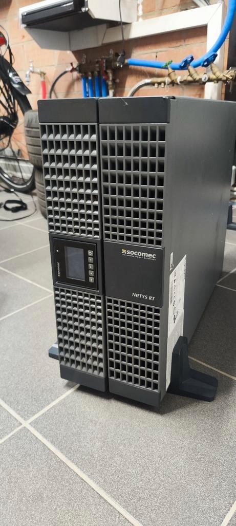 Socomec NRT3-7000K UPS – 7 kVA – in goede staat, Computers en Software, Noodvoedingen (UPS), Gebruikt, Ophalen