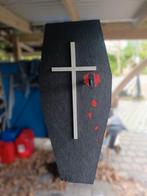 Cercueil de décoration, Enlèvement