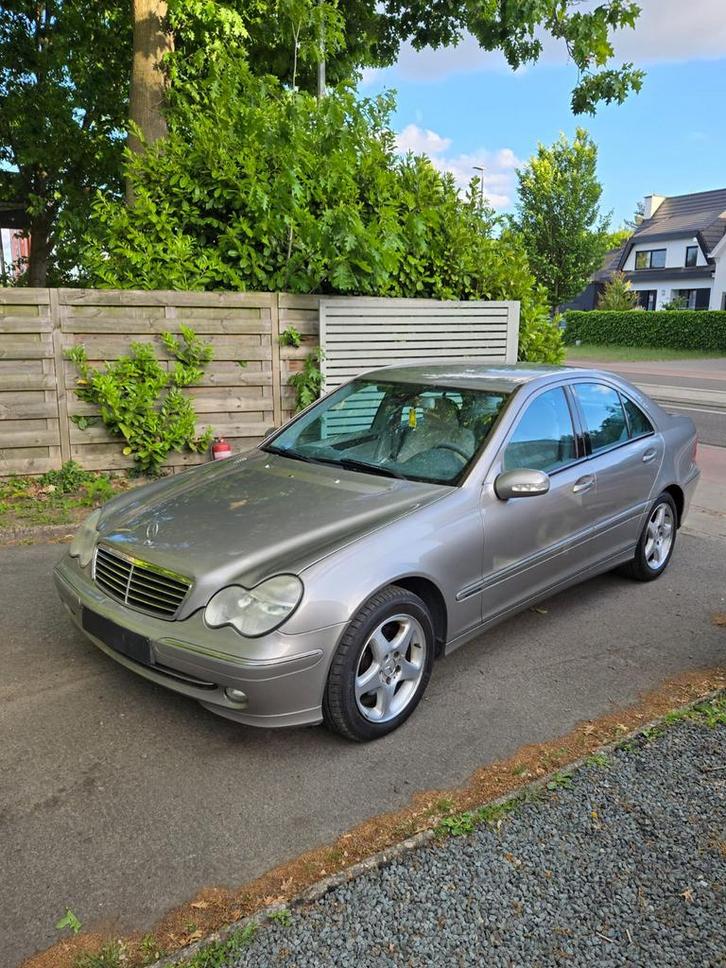 Mercedes Benz, Essence, Automatic, 157 000 km, Etat Parfait, Auto's, Mercedes-Benz, Bedrijf, C-Klasse, Benzine, Berline, 4 deurs