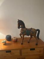 Cheval en bois, Enlèvement
