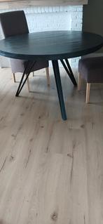 Ronde eettafel , massief hout, Huis en Inrichting, Tafels | Eettafels, Ophalen, Zo goed als nieuw
