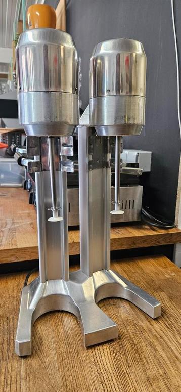 Dubbele milkshakemachine van Fiorenzato, werkt perfect! beschikbaar voor biedingen