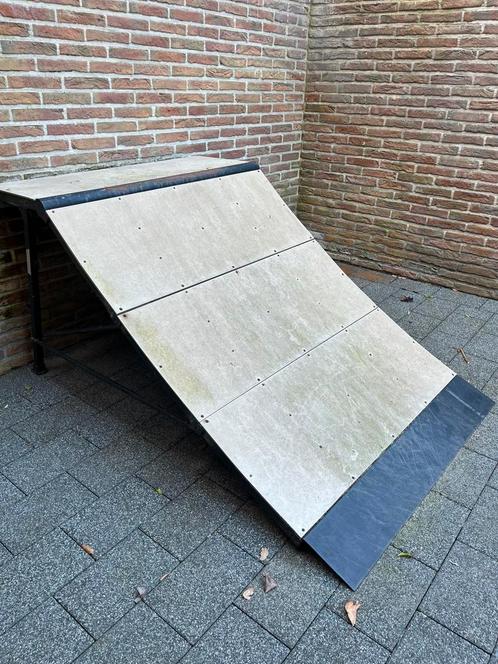 Quarter pipe skate ramp, Sport en Fitness, Skateboarden, Gebruikt, Skateboard, Ophalen
