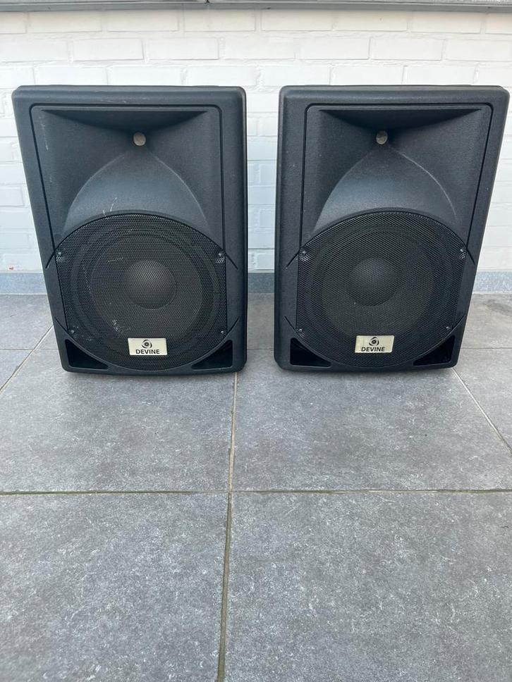 2x Devine Artis 12a speaker + statieven, TV, Hi-fi & Vidéo, Enceintes, Utilisé, 120 watts ou plus, Autres marques, Enlèvement