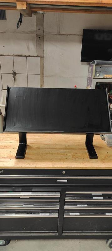 dj standaard voor clubs of bar  beschikbaar voor biedingen