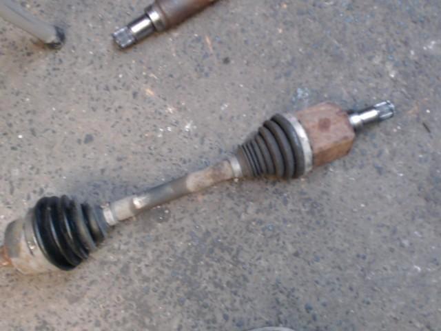 Cardan droit Volvo V40 1.6D2 84kw 2012-2017 LP/15173, Autos : Pièces & Accessoires, Freins & Transmission, Volvo, Utilisé, Enlèvement