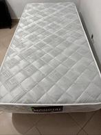 Schitterende 90/200 polyurethaanschuimmatras als nieuw, Huis en Inrichting, Slaapkamer | Matrassen en Bedbodems, Ophalen, 200 cm