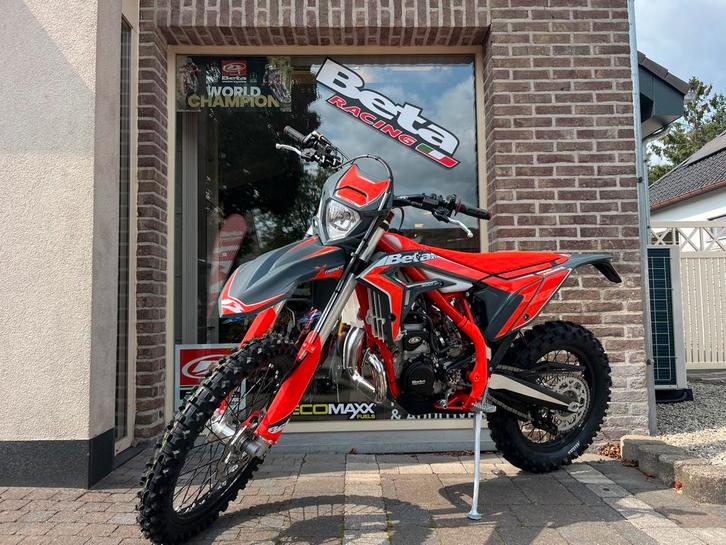 Beta Xtrainer 2T 300 MY 2026 nieuw, Motoren, Motoren | Overige merken, Bedrijf, Enduro, Ophalen