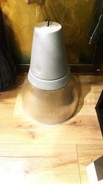 Très belle lampe type industriel 55cm de haut, Maison & Meubles, Lampes | Suspensions, Enlèvement