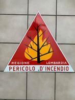 Plaque émaillée Risque d'incendie Pompier, Enlèvement ou Envoi, Utilisé, Panneau publicitaire