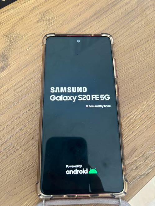 Samsung s20fe rouge, Télécoms, Téléphonie mobile | Samsung, Utilisé, Galaxy S20, 128 GB, Sans abonnement, Sans simlock, Écran tactile