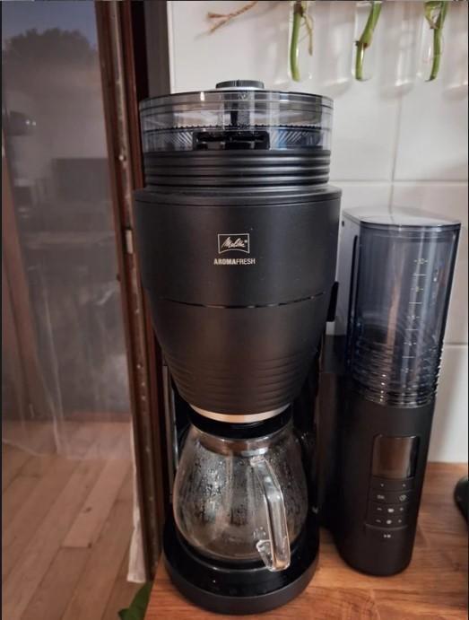 AromaFresh | Cafetiére avec broyeur intégré, Elektronische apparatuur, Koffiezetapparaten, Nieuw, Gemalen koffie, Koffiebonen