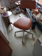 Vintage bureau stoel met chrome onderstel, Ophalen