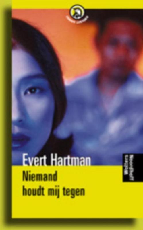 boek: niemand houdt mij tegen - Evert Hartman, Boeken, Kinderboeken | Jeugd | 13 jaar en ouder, Gelezen, Fictie, Verzenden