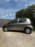 Toyota Yaris 1.3 Automatik Sol, Auto's, Toyota, Automaat, Centrale vergrendeling, Stof, Zilver of Grijs