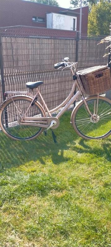 Damesfiets CORTINA in splinternieuwe staat  beschikbaar voor biedingen